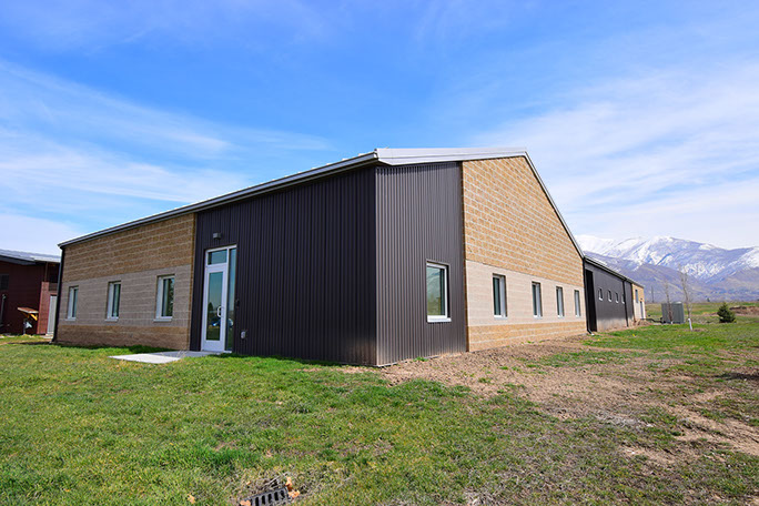 Utah State Univerisity Kaysville Campus steel framing under construction