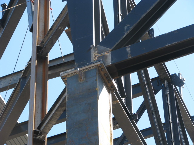 BYU-Idaho Center king truss column connection