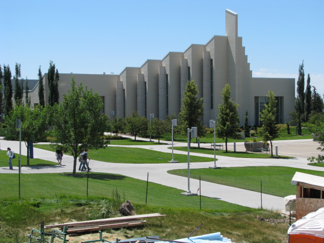 BYU-Idaho John Taylor Building grounds